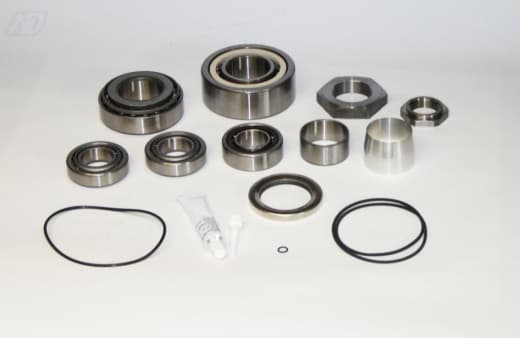 Комплект подшипников + сальник вала 10315